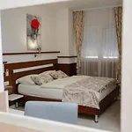 - Lejla Hotel