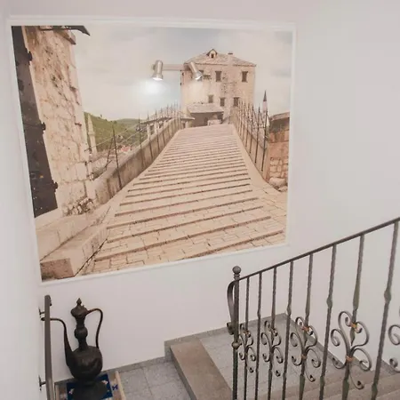 - Lejla Hotel