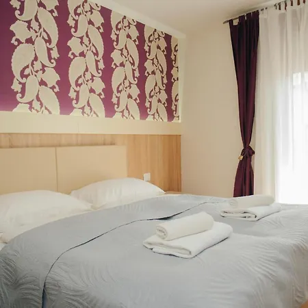 - Lejla 3* 莫斯塔尔