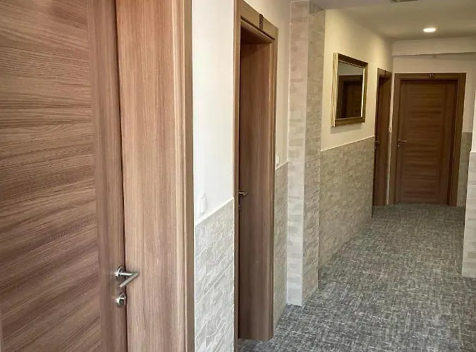 - Lejla 酒店 莫斯塔尔