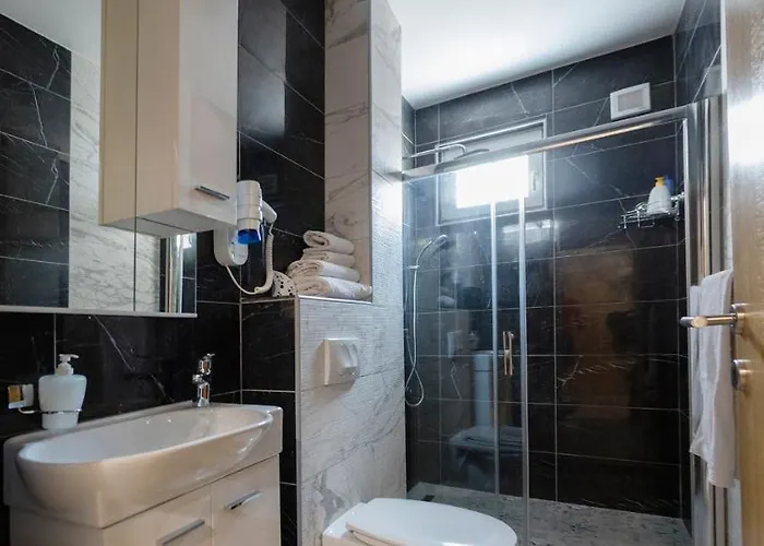 - Lejla 3* 莫斯塔尔